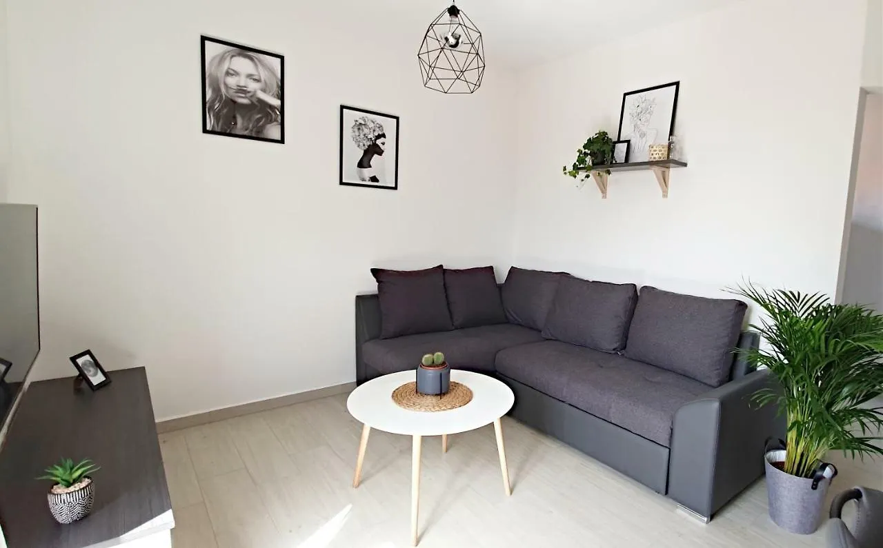 Apartment Luna